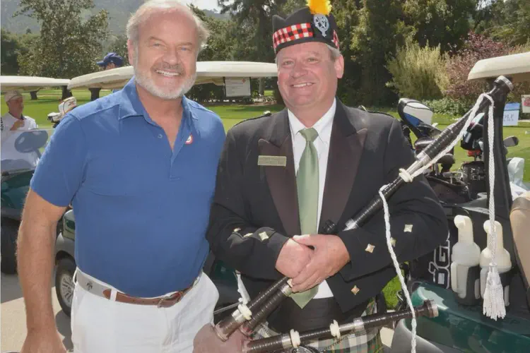 Book a Professional Bagpiper in Los Angeles | Harry Farrar