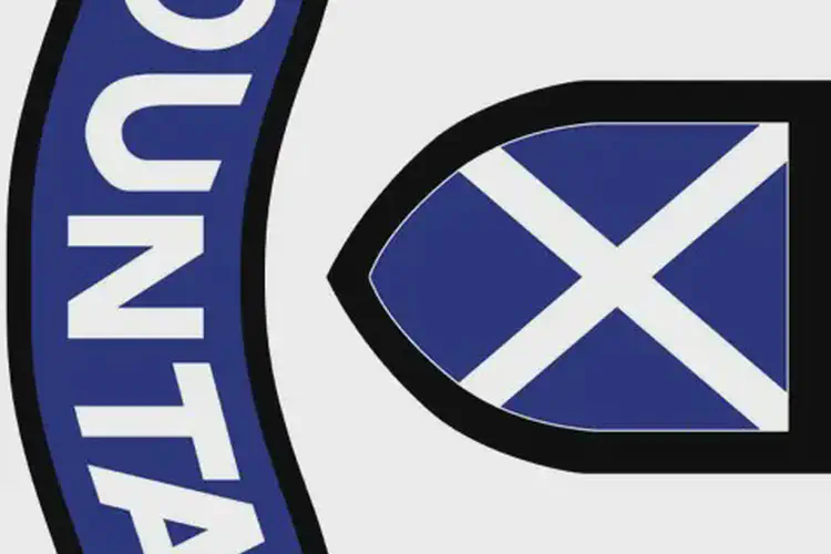 52nd Highland Light Infantry and 1st Commando Brigade cross from Holland