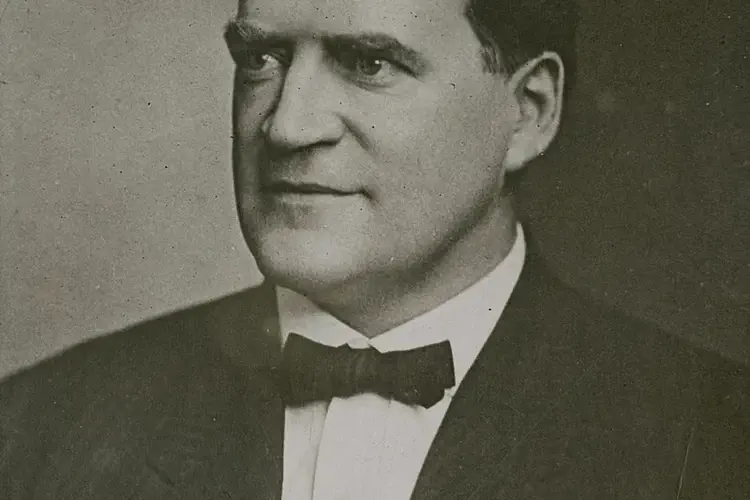 John Fitzpatrick, Labor leader and Irish nationalist is born in Athlone, Co. Westmeath