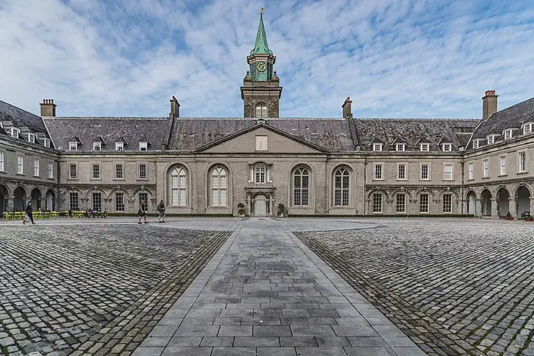 The first stone of the Royal Hospital, Kilmainham is laid by the Duke of Ormonde