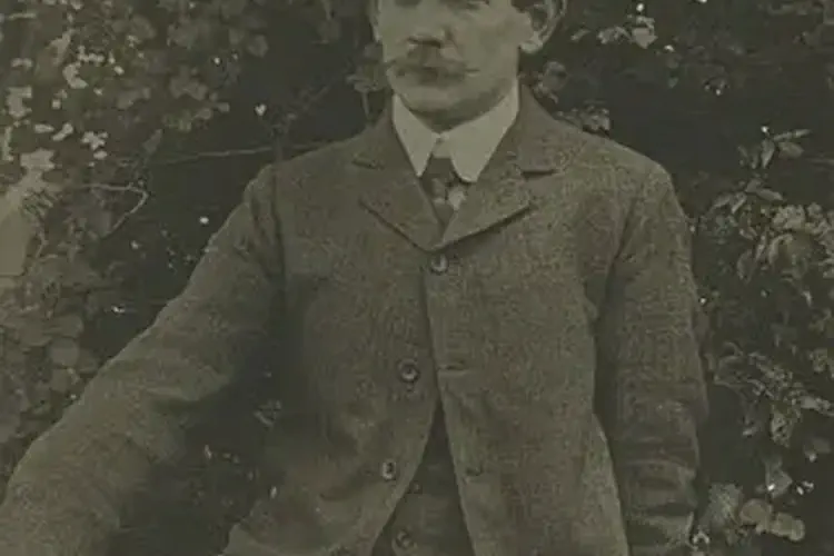 Birth in Dublin of Robert Tressell, born Noonan, author of The Ragged Trousered Philanthropists