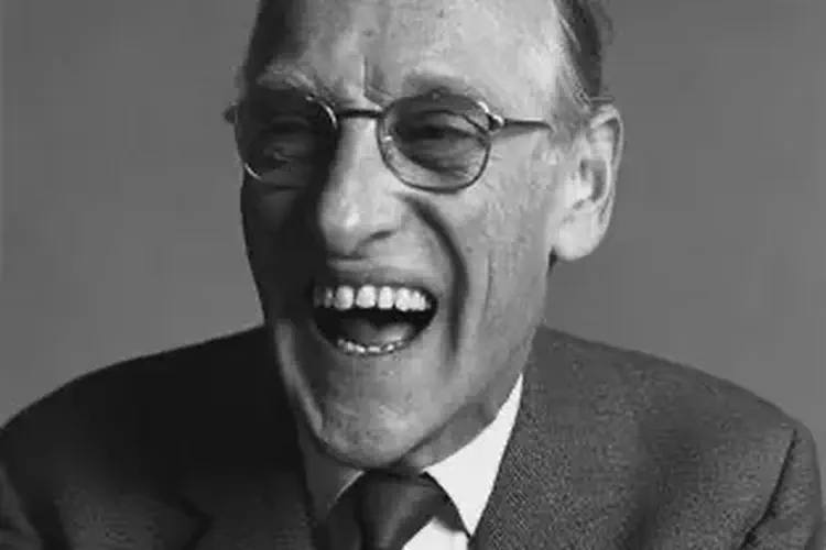 Birth of actor Wilfrid Brambell in Dublin