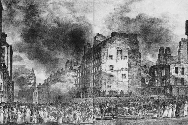 Edinburghs Great Fire began destroying High Street, Parliament Square and the Tron Kirk