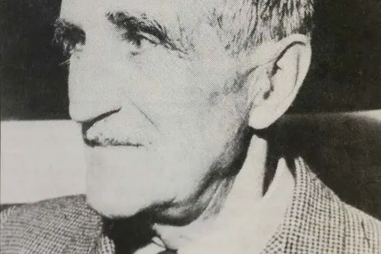 Birth at sea of Edward McLysaght, genealogist and writer