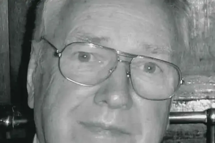 Birth in Dublin of Hugh Leonard, pseudonym of John Keyes Byrne, playwright