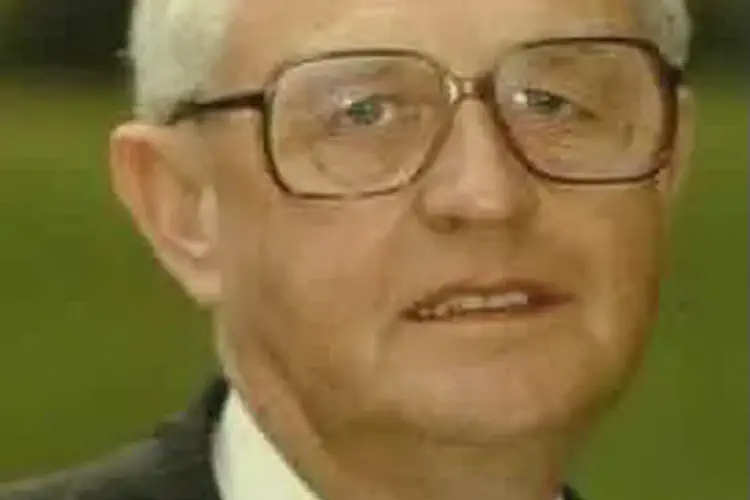 Birth of journalist and BBC political editor, John Cole