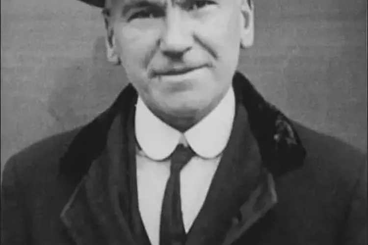 John Maclean, political activist, Marxist, appointed Bolshevik consul for Scotland by Lenin, died