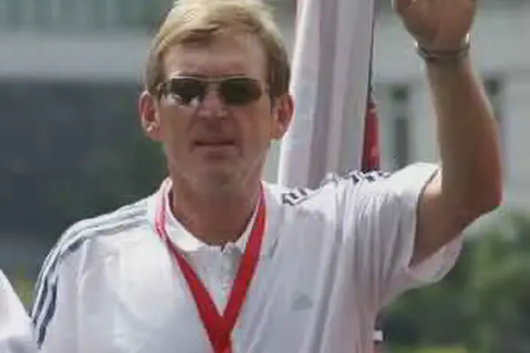 Kenny Dalglish made his international debut for Scotlands football (soccer) team in a match against Belgium.