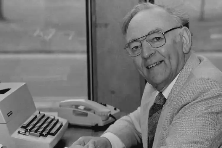 RTÉ Journalist Kevin O'Kelly is imprisoned for contempt of court