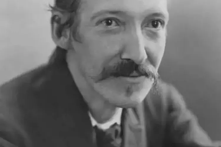Novelist and poet Robert Louis Stevenson born Edinburgh