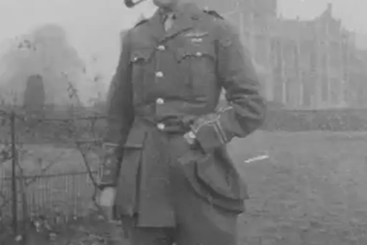 Birth of Tom Falcon Hazel, WWI Ace, in Clifden, Co. Galway