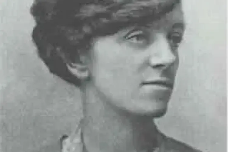 Winifred Carney, trade unionist and revolutionary, is born in Bangor, Co. Down